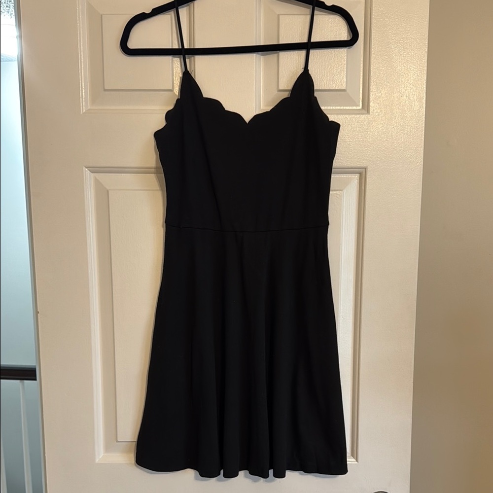 Elegant Black Scalloped Dress